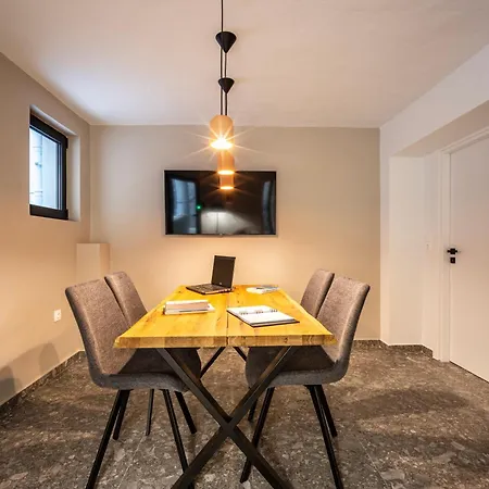 Mobee-house Athen